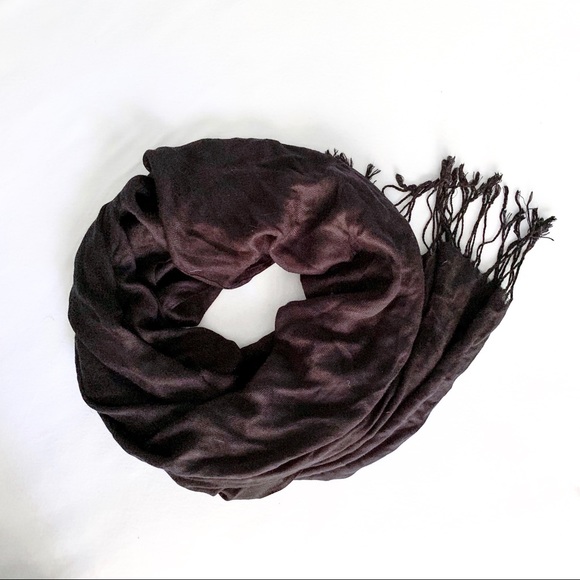 Accessories - ✨3/$8✨Black Pashmina Scarf